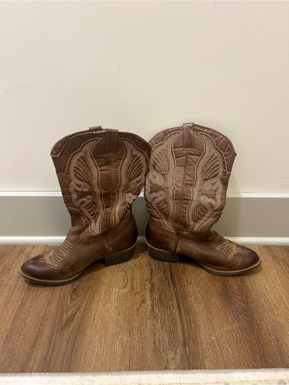 Classic Brown Western Cowgirl Boots